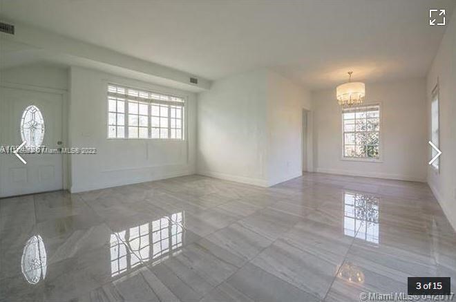 315 NW 104th Ter 